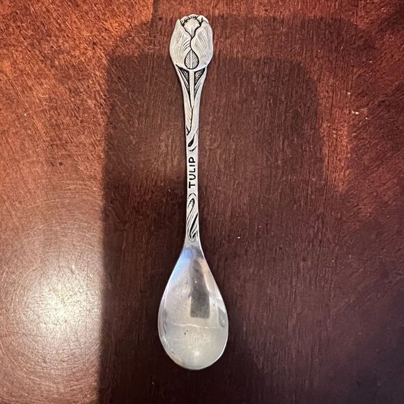 Vintage Silver Demitasse Cup Tea Coffee Spoon Tulip Flower Made Holland 1973 - Picture 1 of 7